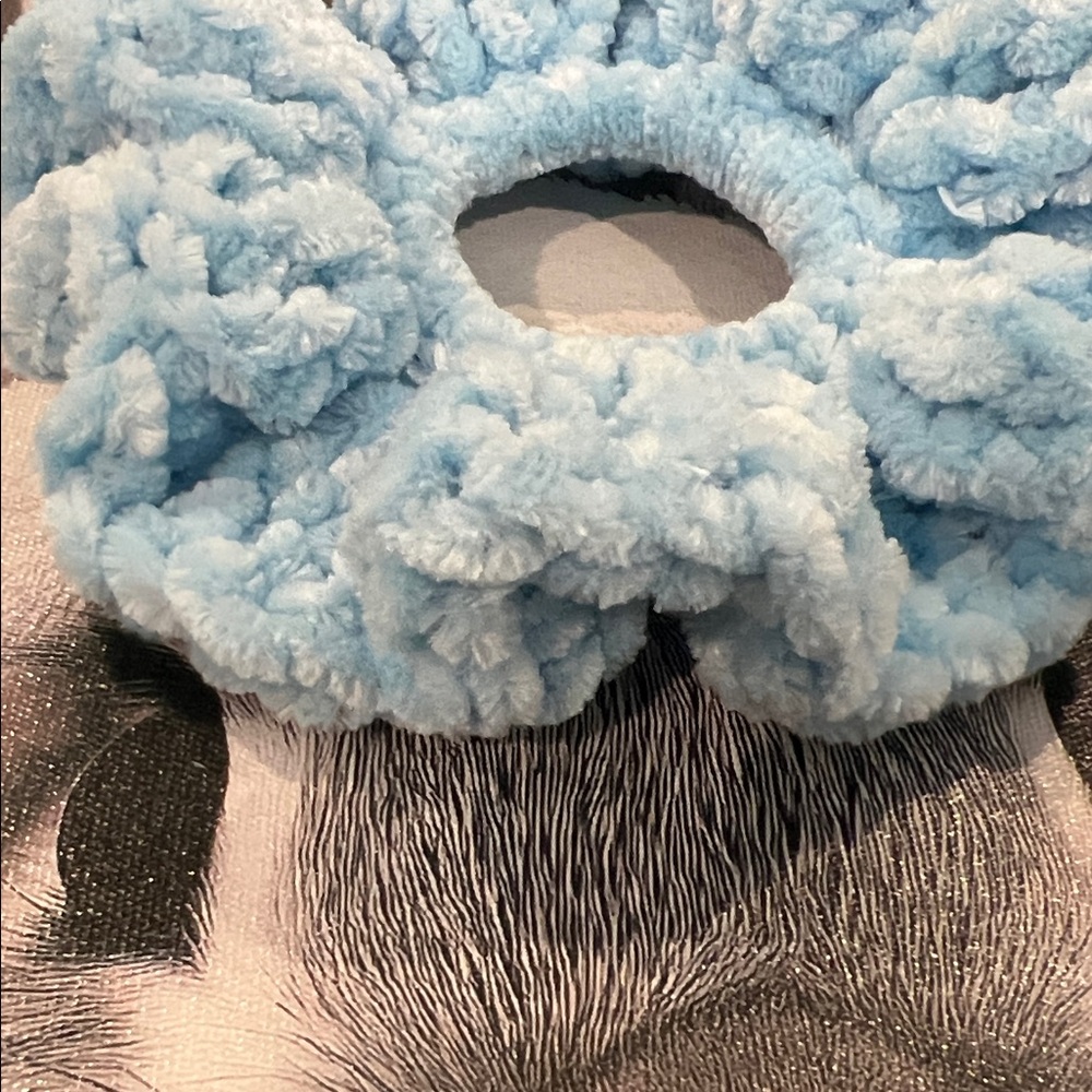 Blue Plush Scrunchies - Set of 2 - Picture 3 of 3